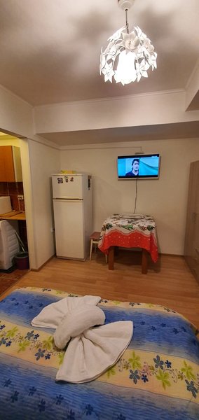 Piata Romana, central,