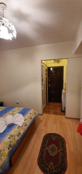 Piata Romana, central,