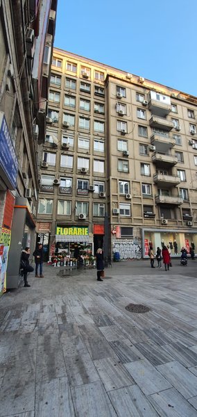 Piata Romana, central,