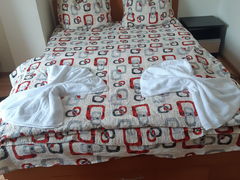 Piata Romana, central